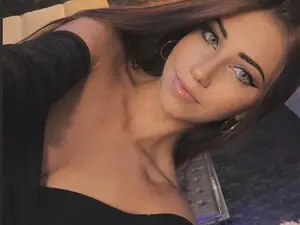 Myfreecams Free Live Porn of ChantalBlair