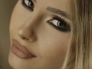 Myfreecams Live Porn of ElaBlue