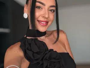 Myfreecams Watch Live Sex Cams of Alissa__