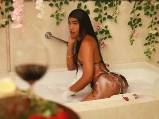 Streamate Live Sex of black_cami