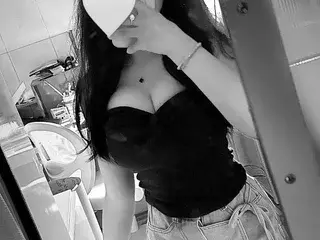 Streamate Live Sex Cam of BrenaBae