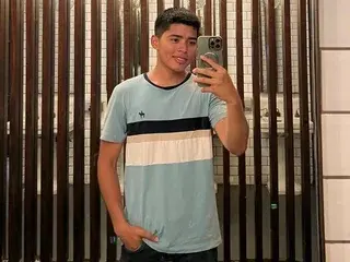 Streamate Adult Webcams of Sweet_Apollo