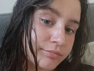 Streamate Sex Cam of freakylittlebitch69