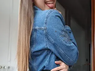 Streamate Adult Webcam of AMYIRRA