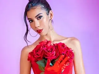 Streamate Adult Webcams of Bella_Harpeer
