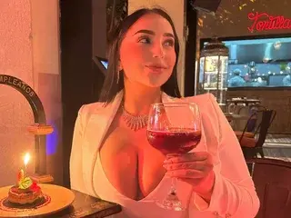 Streamate Sex Cam of IriisEvans