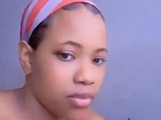 Streamate Free Live Porn of Dineo97