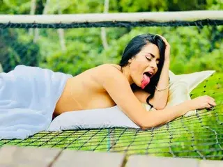 Streamate Live Porn of Emma_Johnson