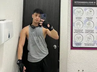 Streamate Private Sex Chat of Hi_yafit