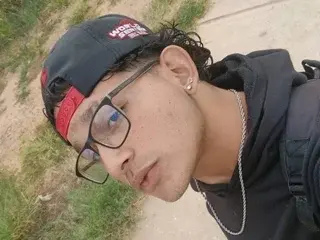 Streamate Sex Cam of The_Latinboy18