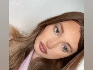 Streamate Private Sex Chat of BritishBeckyXX