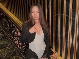 Streamate Live Porn of EmilyFontaine