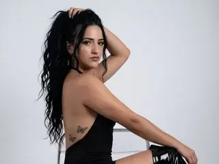 Streamate Free Porn Cam of TianaPaez18
