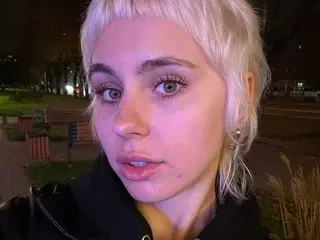Streamate Live Porn of MisBlush