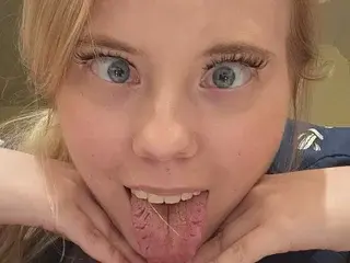 Streamate Private Sex Chat of YourBelle