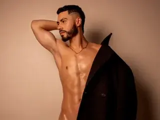 Streamate Sex Chat of Cameros_Pierce