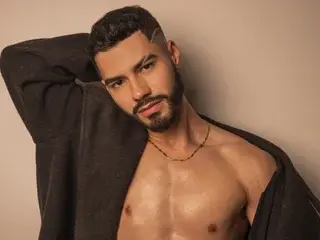 Streamate Live Sex Cam of Cameros_Pierce