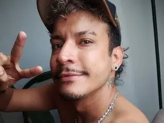 Streamate Live Sex of MorisogBIG20