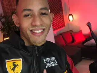 Streamate Best live sex cam show of BentoFox