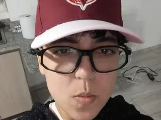 Streamate Free Live Porn of thomascooper70