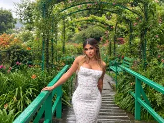 Streamate Live Sex of PenelopeBlack