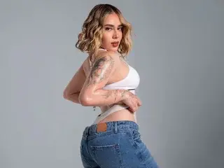 Streamate Sex Cam of MadisonReeds