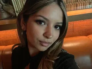 Streamate Private Sex Chat of ParisPlenty