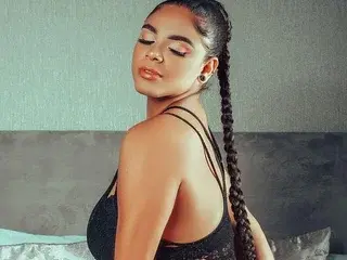 Streamate Best live sex cam show of SERENNAWALACE