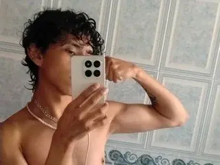 Streamate Live Sex Cam of kairoxx