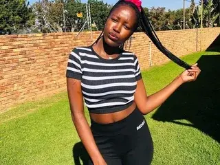 Streamate Live Porn of FreakyMelanin18