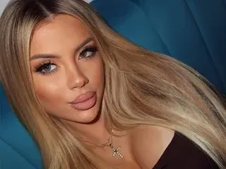 Streamate Adult Video Chat of IvyRubens