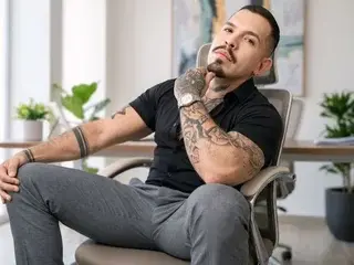 Streamate Adult Webcam of Adil_nova_lock