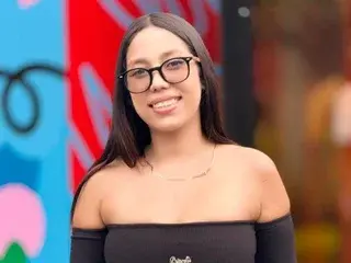 Streamate Watch Live Sex Cams of AriaLuxx
