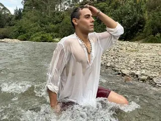 Streamate Free Live Porn of AlexGomez