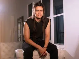 Streamate Adult Webcam of LucaHoffman