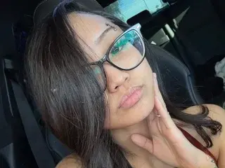 Streamate Live Sex of Asian2Petite