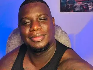 Streamate Adult Webcam of MuscularJohn