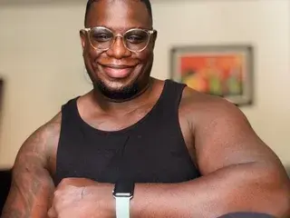 Streamate Live Sex Cam of MuscularJohn