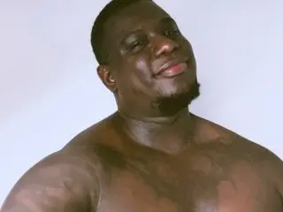 Streamate Free Live Porn of MuscularJohn