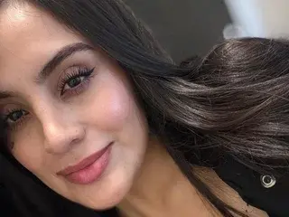 Streamate Sex Chat of BellaCheri19