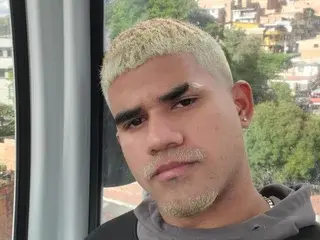 Streamate Free Porn Cam of JHON_B