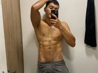 Streamate Private Sex Chat of AronMuller