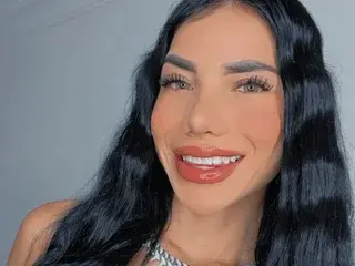 Streamate Sex Chat of Emiliana_Saenz