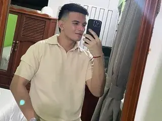 Streamate Free Porn Cam of BoyHot_Mio