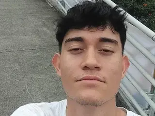 Streamate Free Live Porn of Zarek_Orion