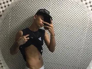 Streamate Watch Live Sex Cams of alexisboycum22
