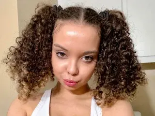 Streamate Free Live Porn of SolacetheSiren