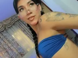 Streamate Live Sex Cam of CamiilaHottt
