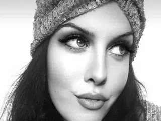 Streamate Sex Chat of CurvyAndThick