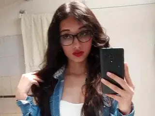 Streamate Best live sex cam show of HeilyMoon
